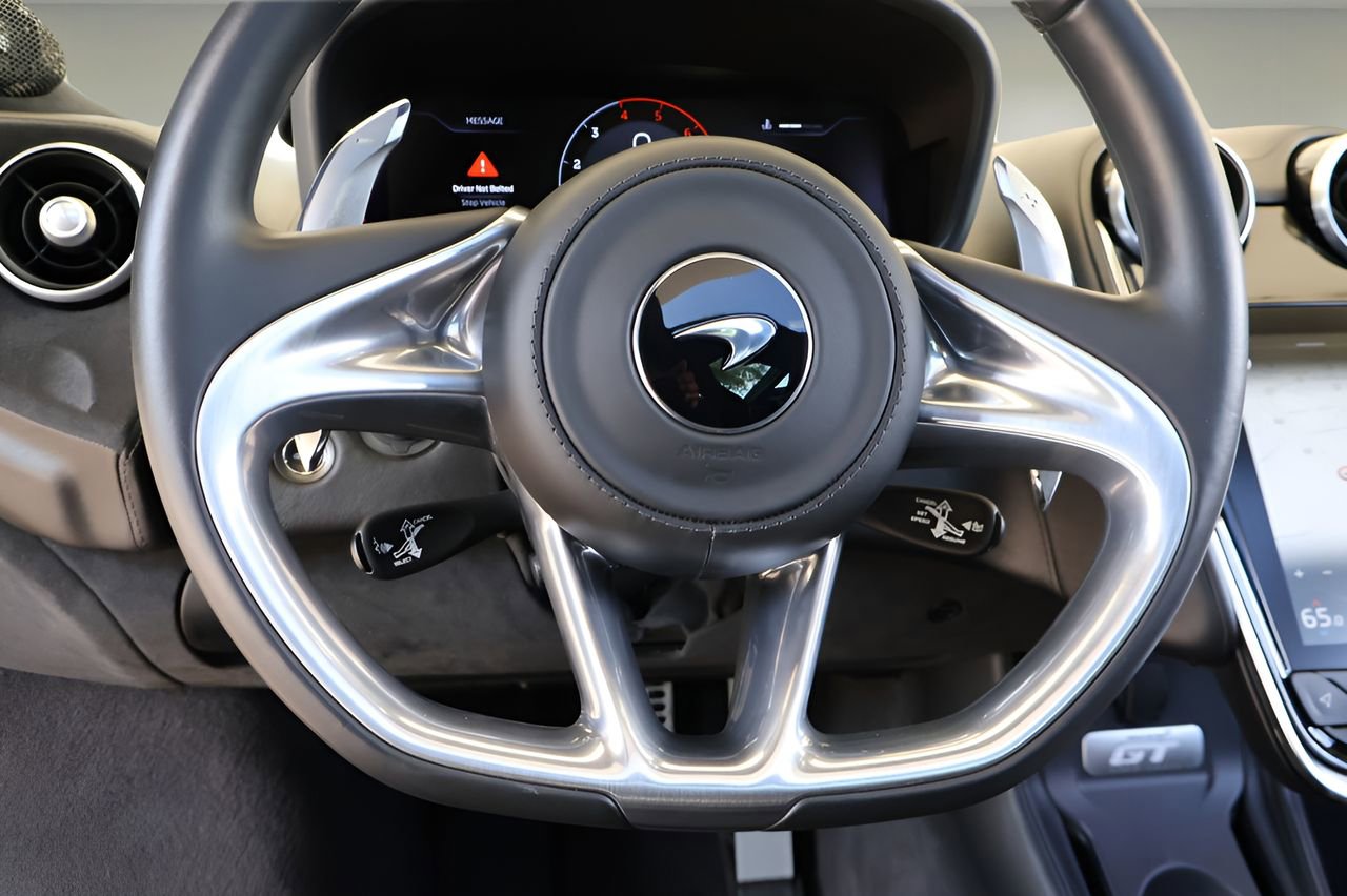 Used 2023 McLaren GT image 11
