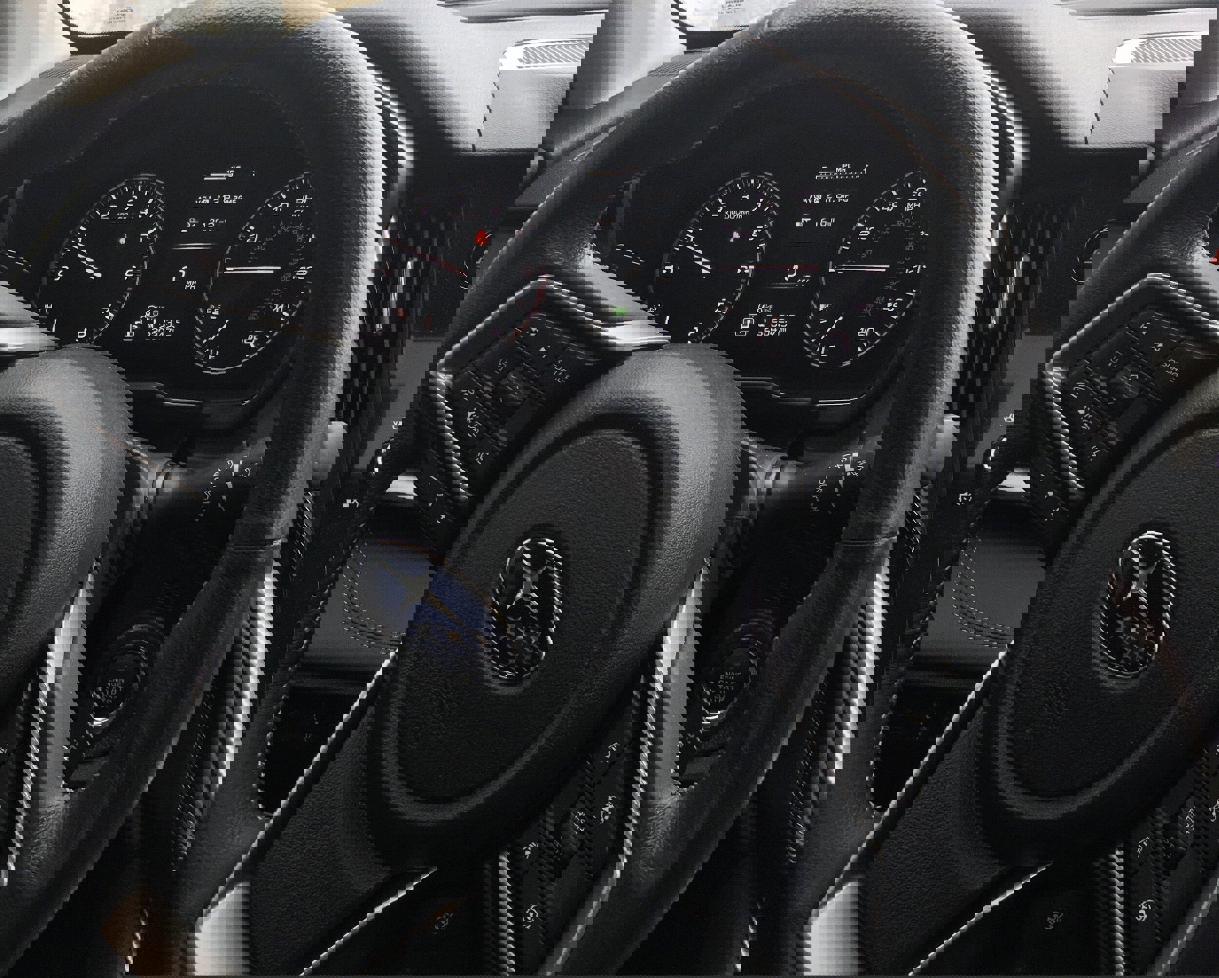 Used 2025 Subaru Outback Limited XT image 11