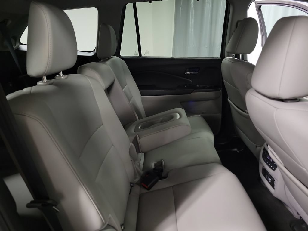 Used 2019 Honda Pilot Touring image 28