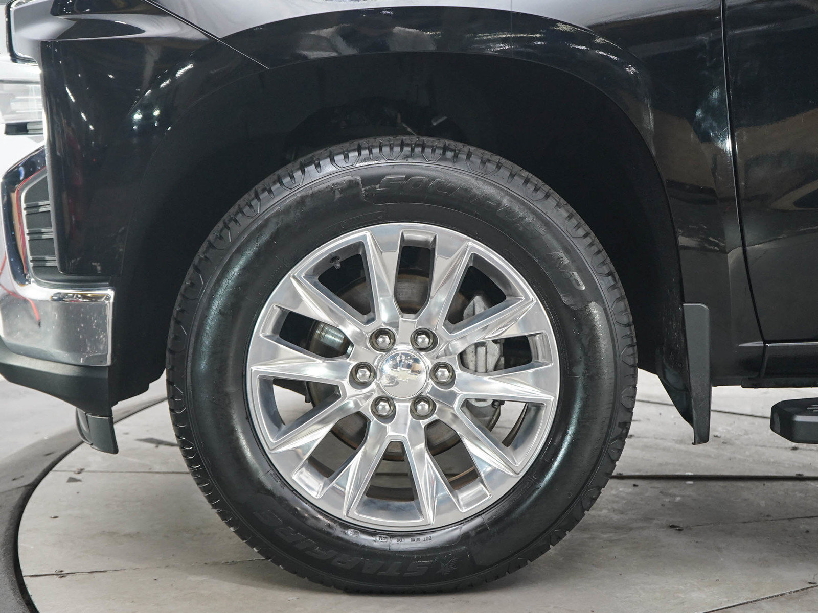 Used 2019 Chevrolet Silverado 1500 LTZ AWD/4WD image 29
