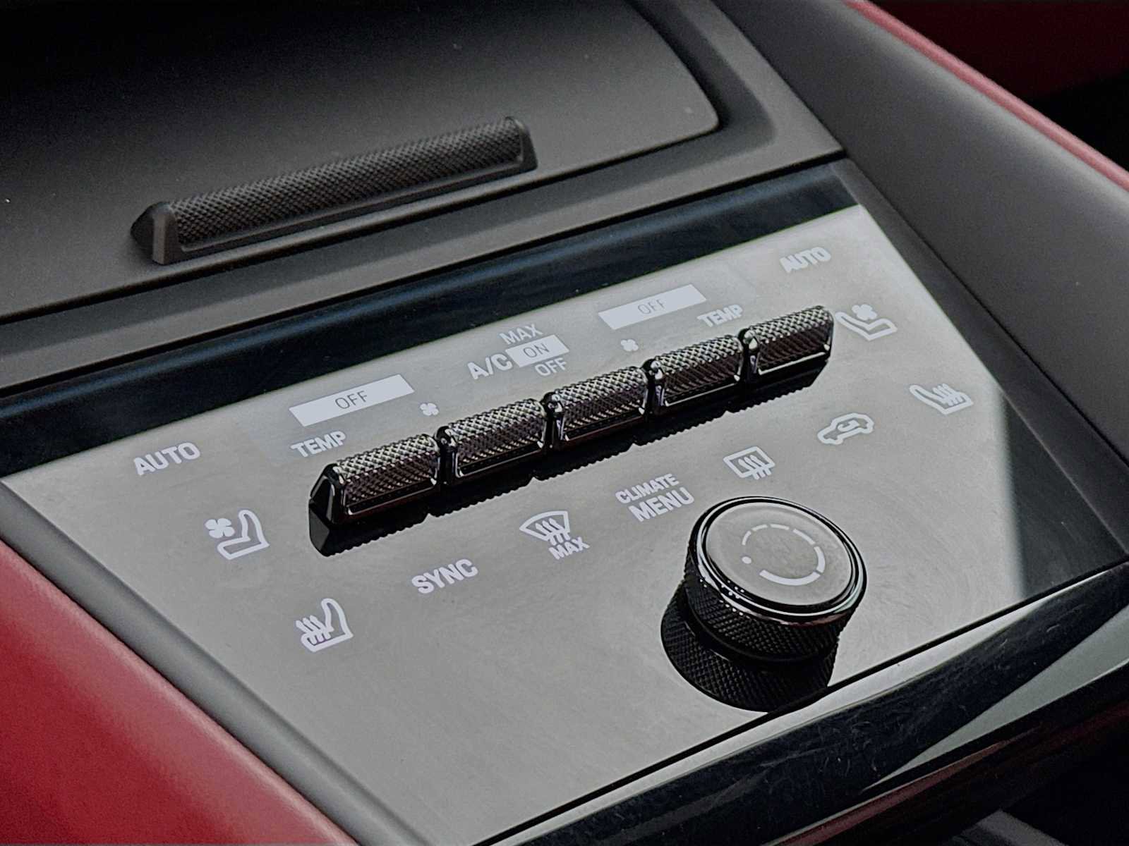 Certified 2025 Porsche Macan 4S Electric image 20