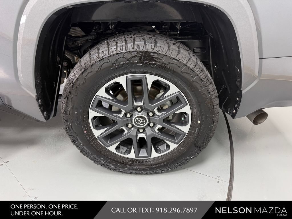 Used 2023 Toyota Tundra Limited AWD/4WD image 12
