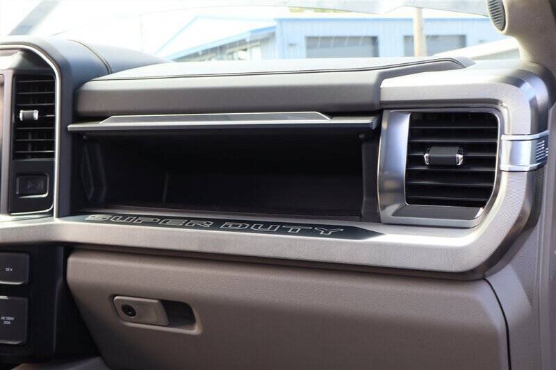 Used 2026 Ford F350 Platinum w/ Platinum Plus Package AWD/4WD image 36