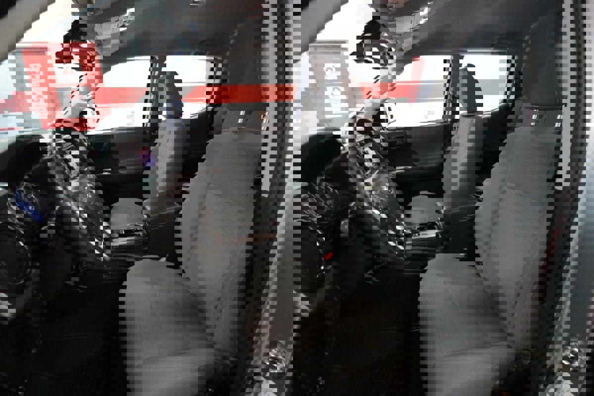 Used 2018 Toyota Tacoma SR5 image 10