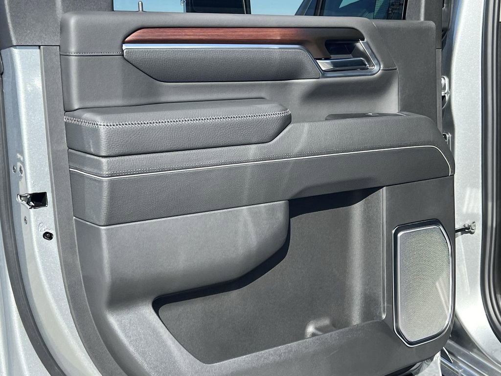 New 2026 GMC Sierra 3500 Denali AWD/4WD image 26