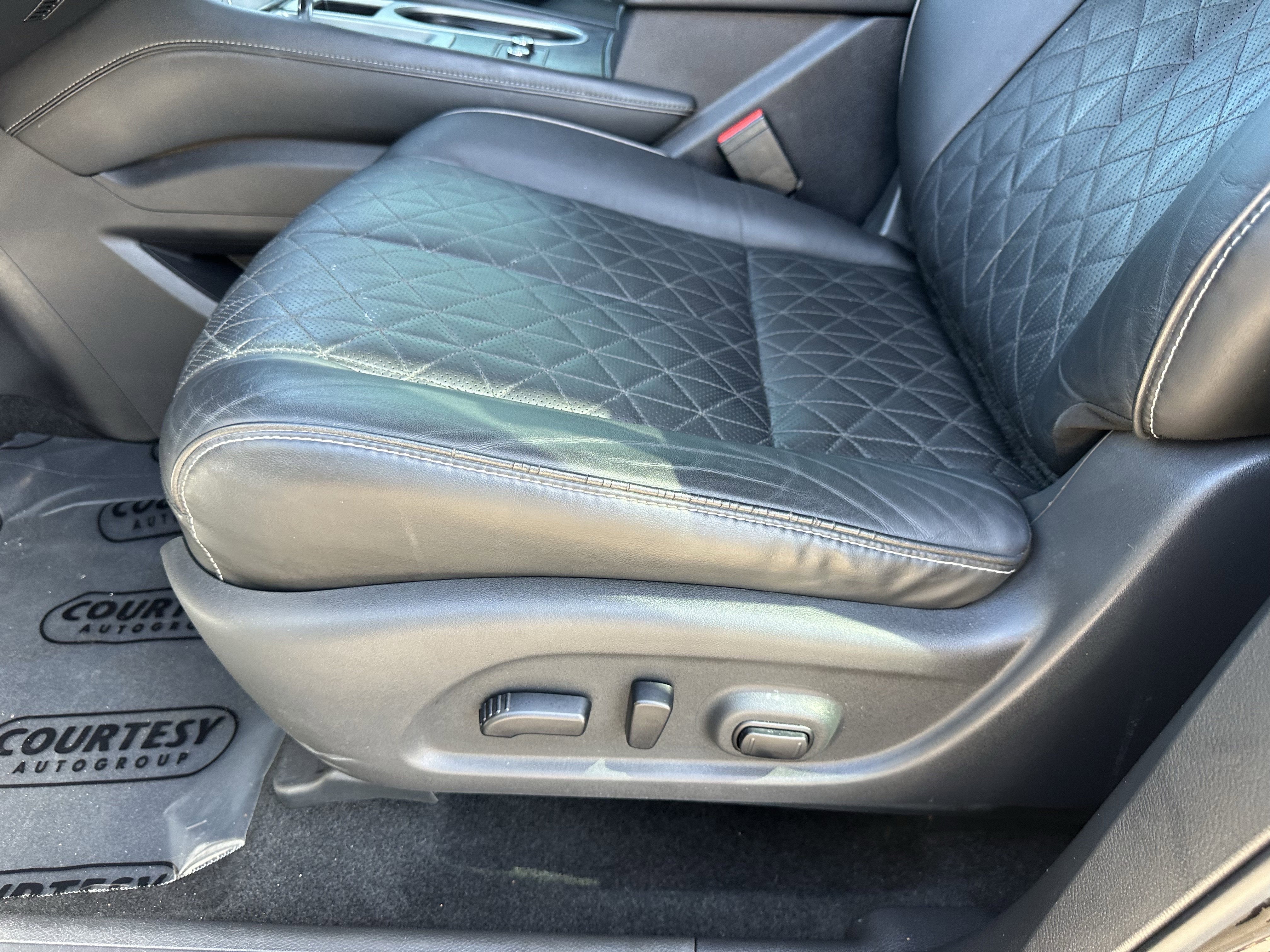 Used 2019 Nissan Murano Platinum w/ Cargo Package image 24