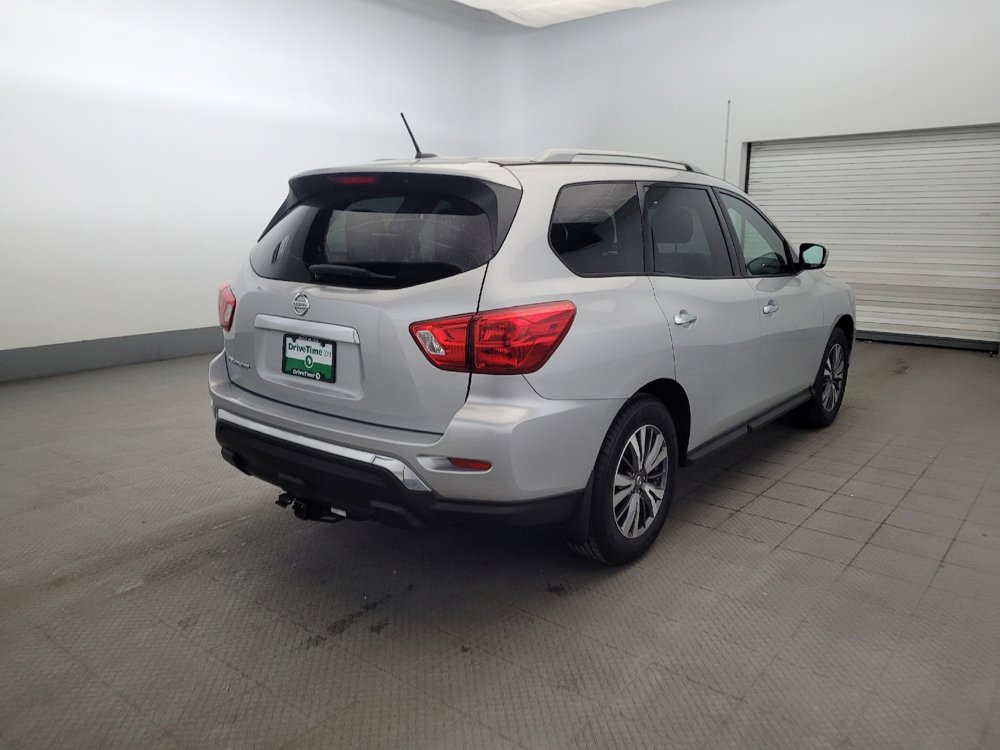 Used 2017 Nissan Pathfinder S FWD image 9