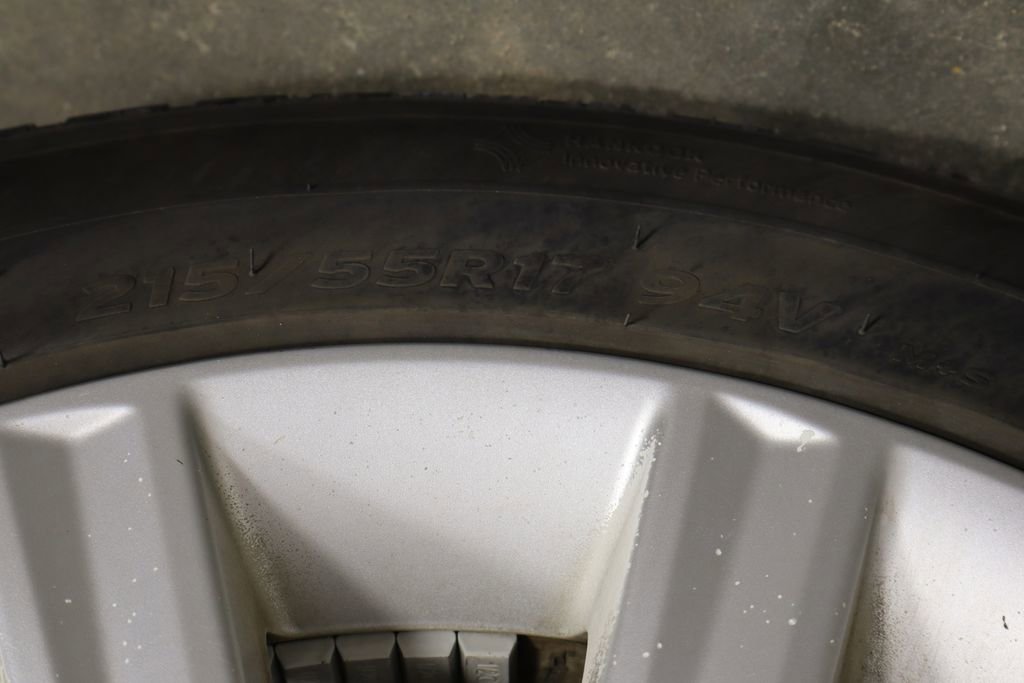 Used 2014 Toyota Camry SE FWD image 38