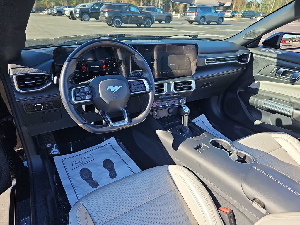 Used 2024 Ford Mustang Premium image 21