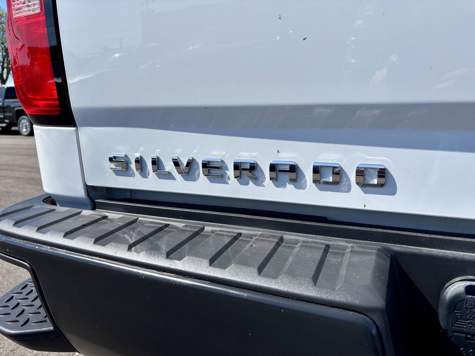 Used 2018 Chevrolet Silverado 1500 W/T w/ WT Convenience Package AWD/4WD image 18