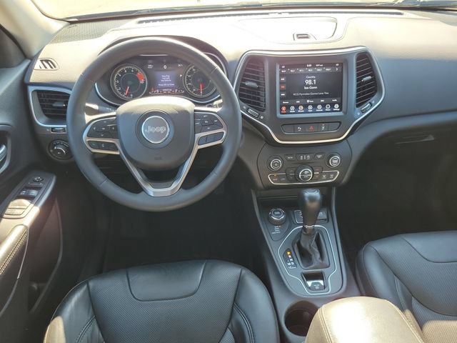 Used 2021 Jeep Cherokee Latitude Lux w/ Comfort/Convenience Group AWD/4WD image 24