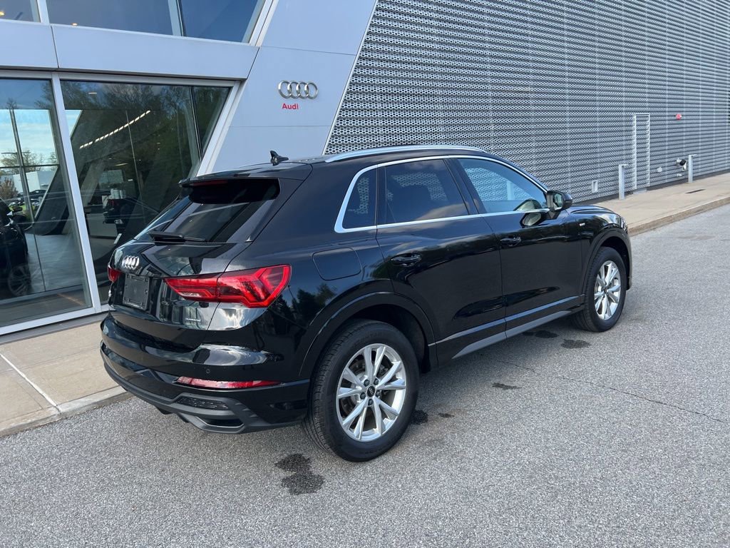 Used 2025 Audi Q3 2.0T Premium w/ Convenience Package AWD/4WD image 24