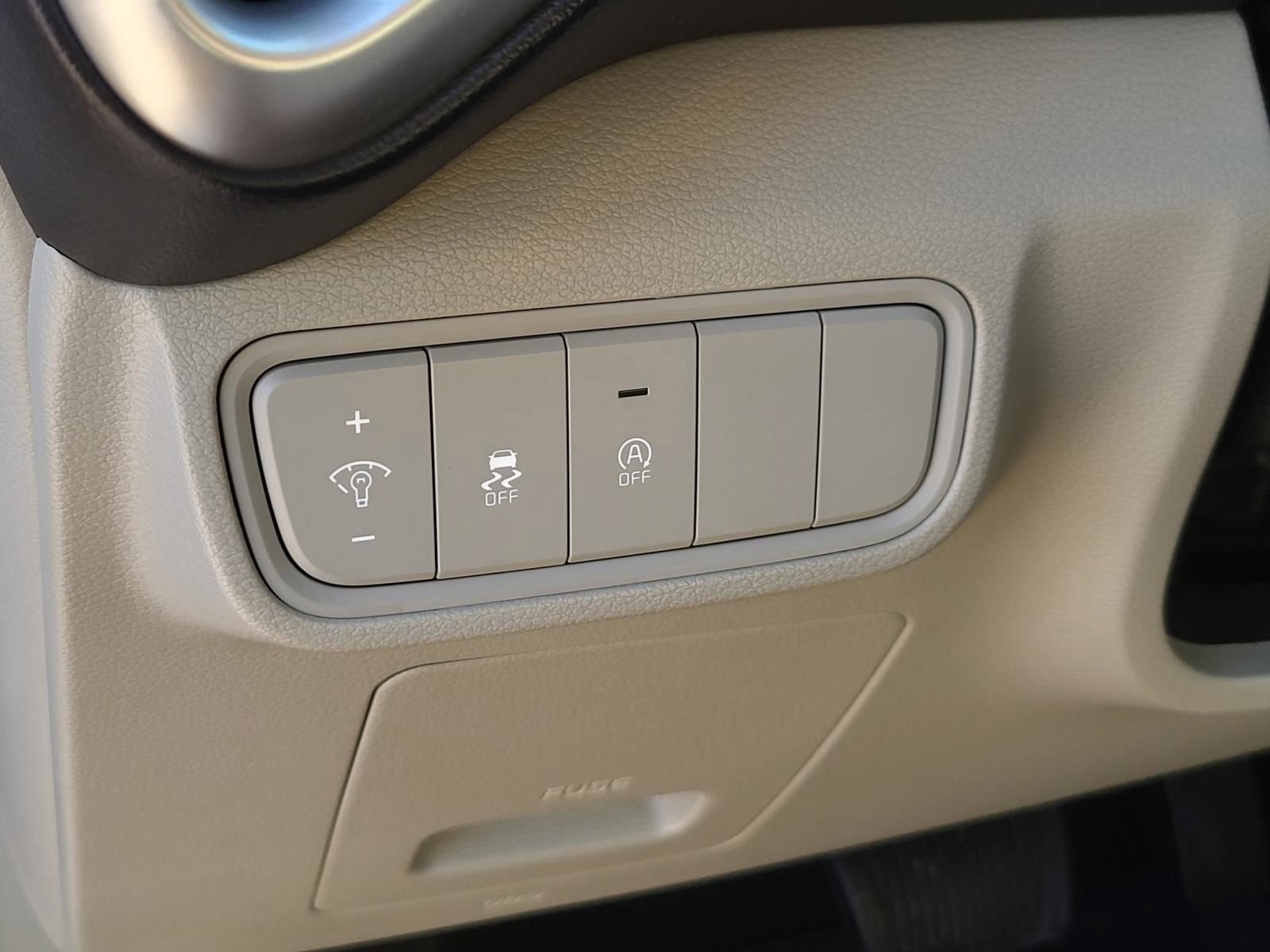 Used 2023 Kia Soul LX image 11