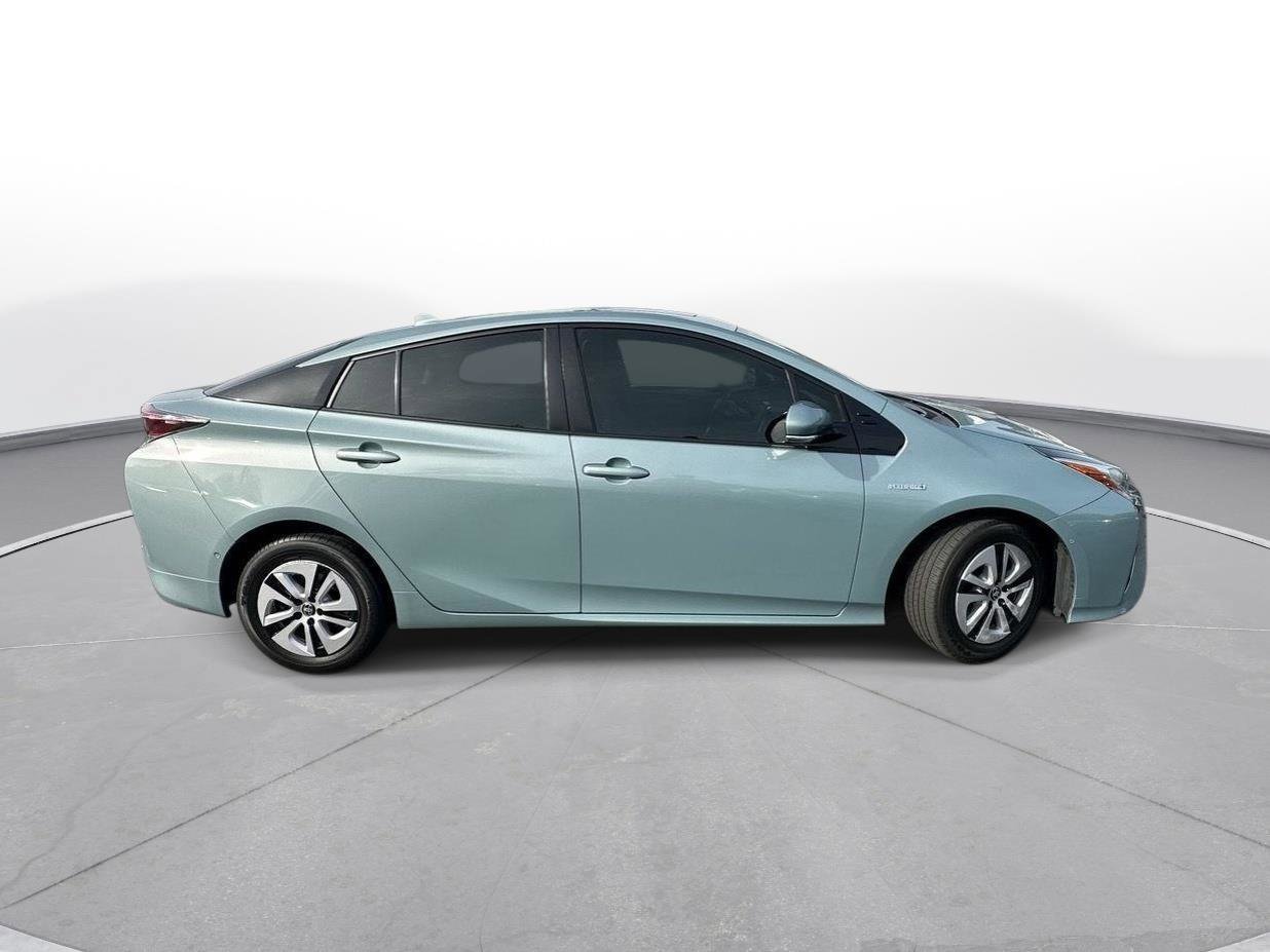 Used 2018 Toyota Prius Four w/ Advanced Technology Package FWD image 5