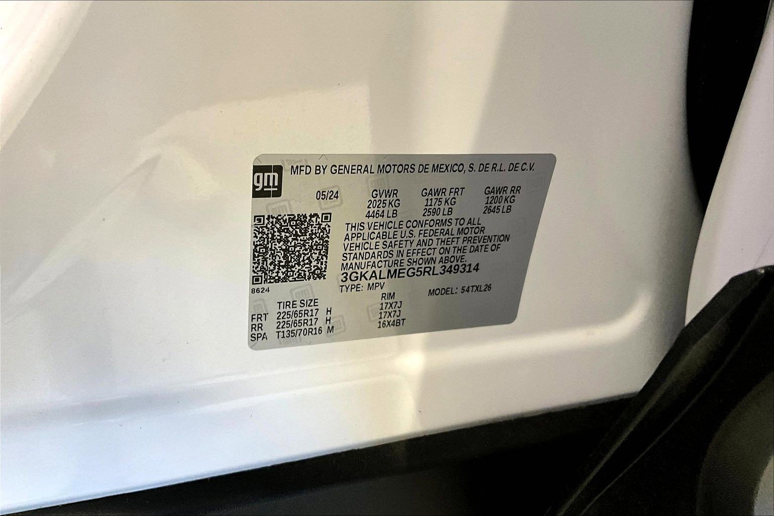 Used 2024 GMC Terrain SLE image 18