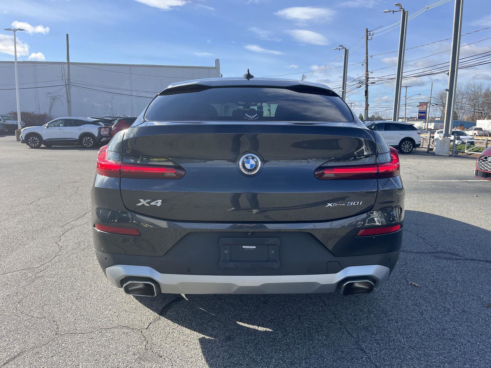 Used 2022 BMW X4 xDrive30i w/ Premium Package image 5