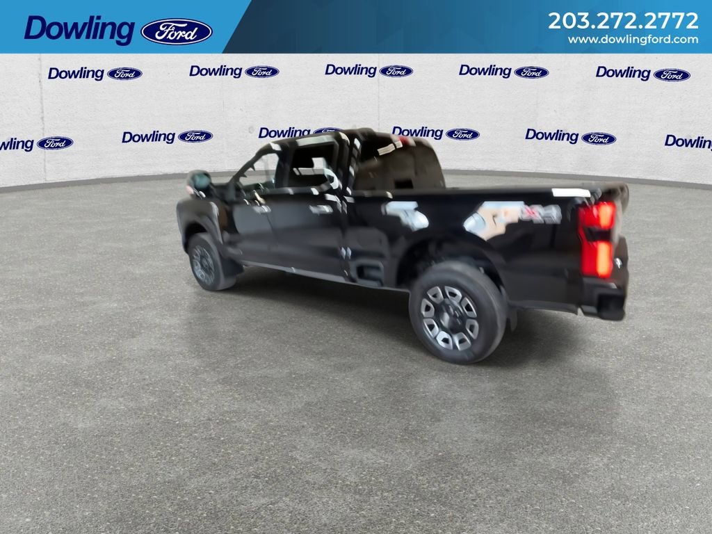 Used 2024 Ford F350 Platinum w/ FX4 Off-Road Package image 9