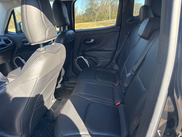 Used 2015 Jeep Renegade Limited image 13