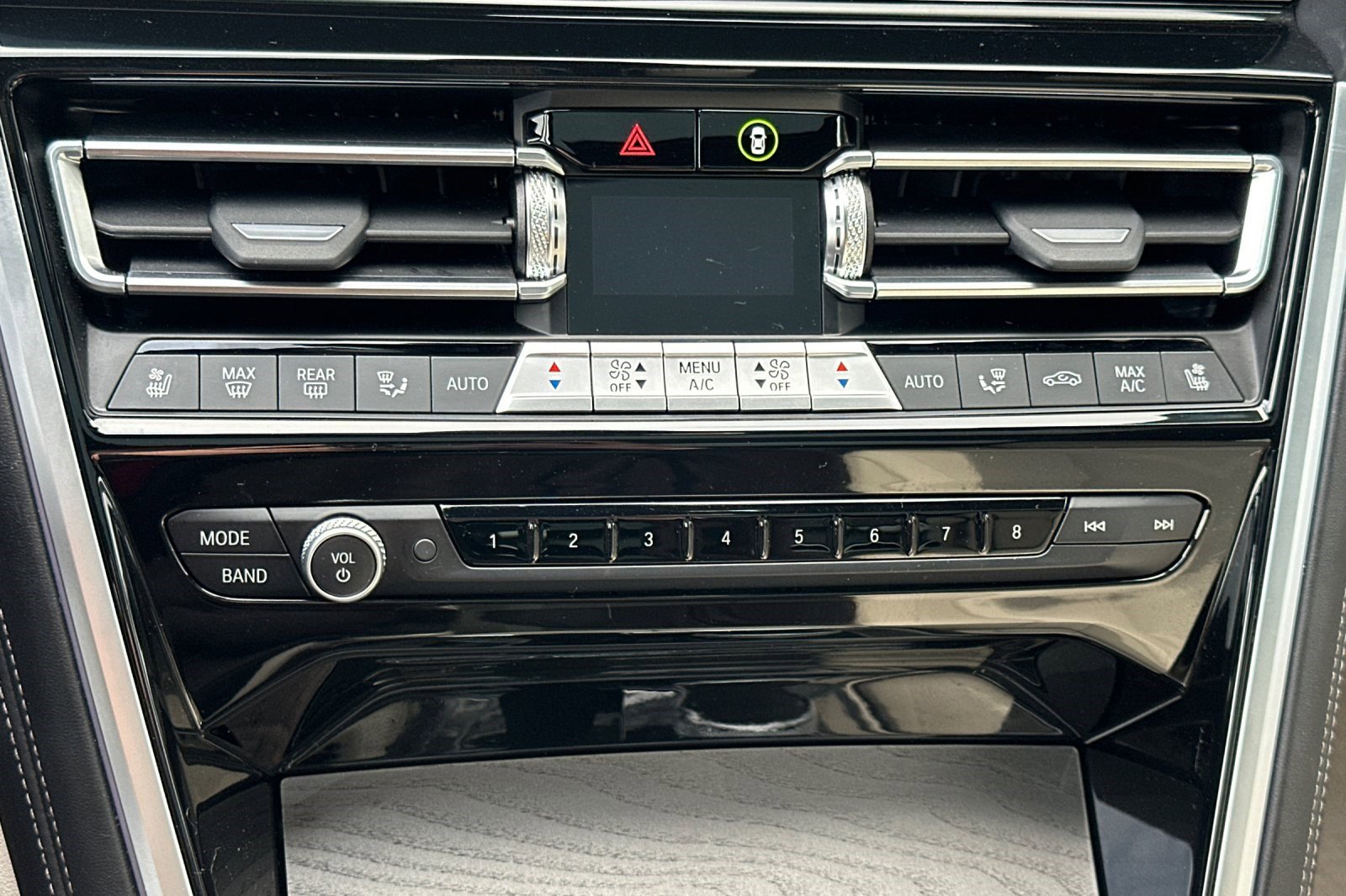 Certified 2025 BMW M850i xDrive w/ M Sport Professional Package image 26