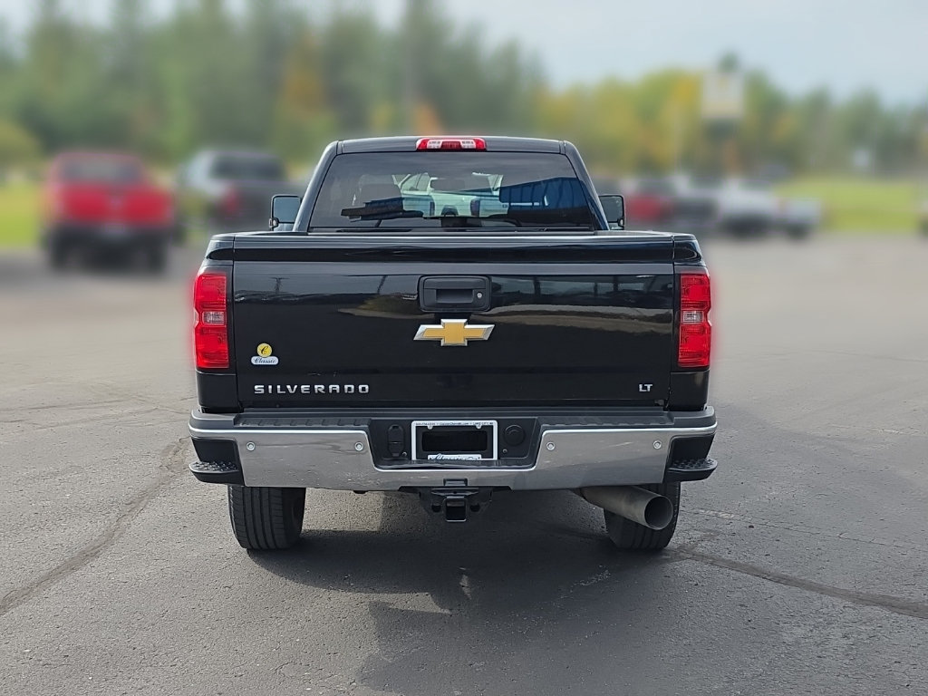 Used 2015 Chevrolet Silverado 2500 LT w/ LT Convenience Package AWD/4WD image 10