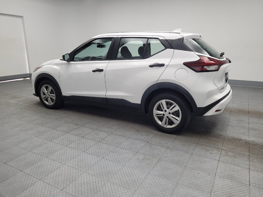 Used 2023 Nissan Kicks S FWD image 3
