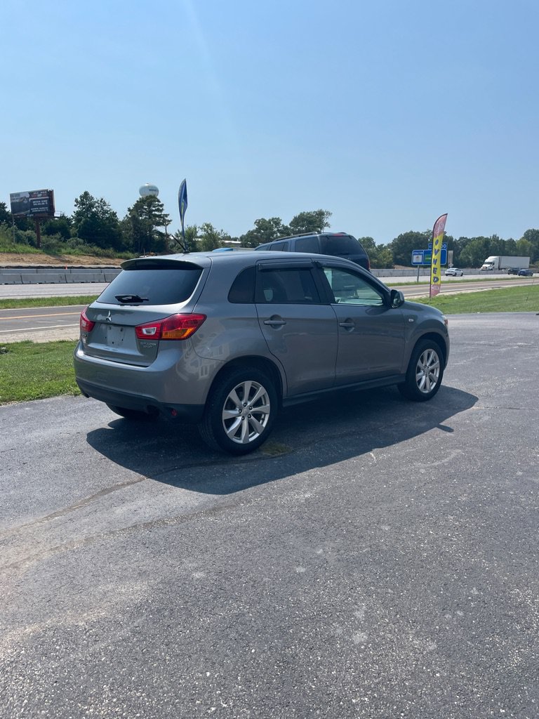 Used 2015 Mitsubishi Outlander Sport ES FWD image 5