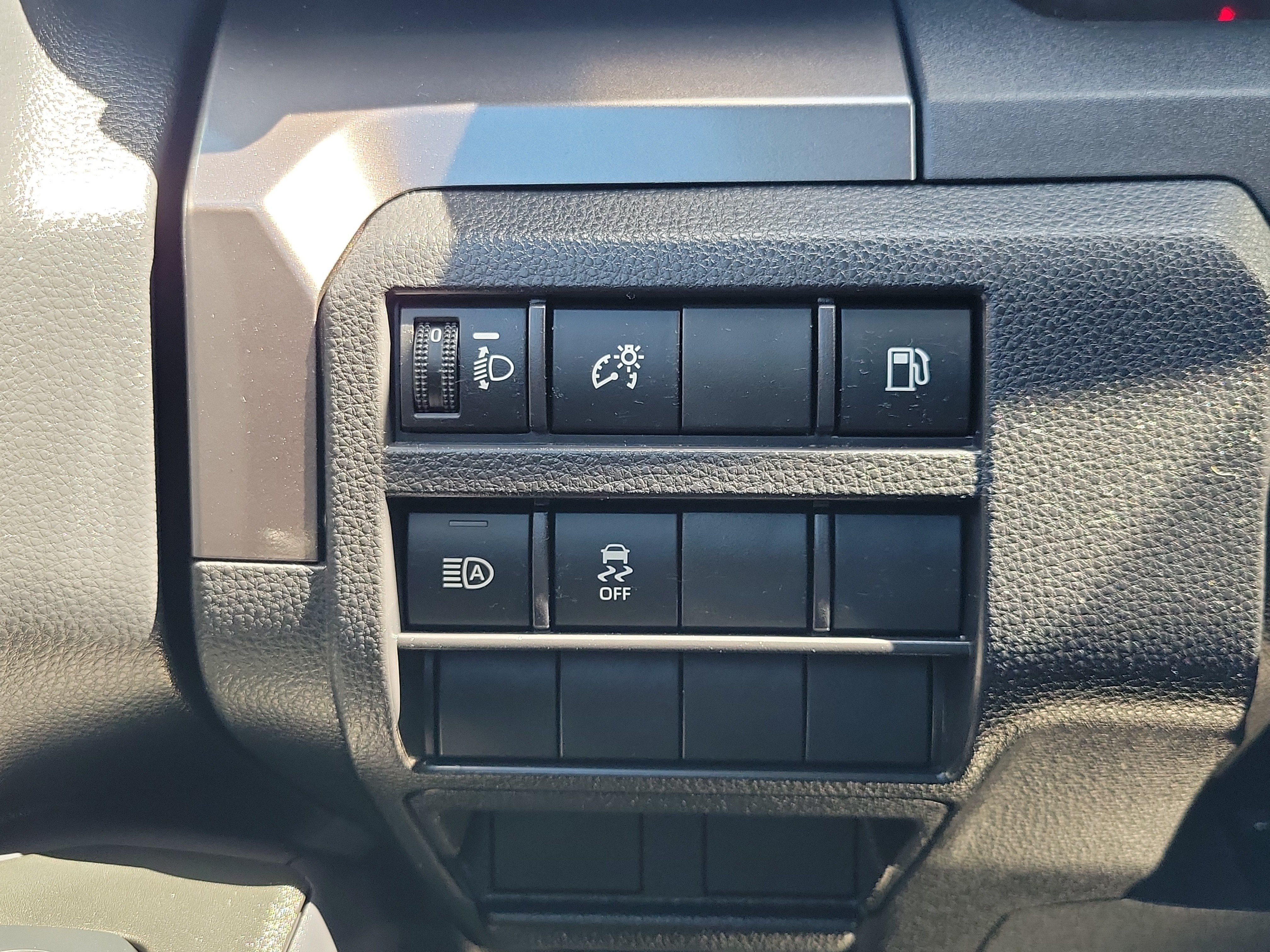 Used 2025 Toyota 4Runner SR5 RWD image 28