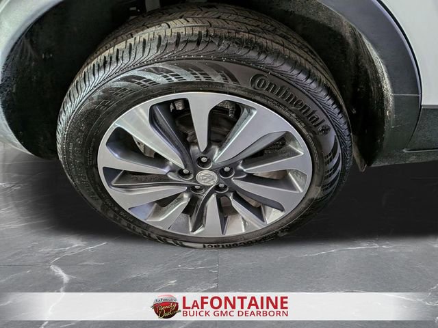 Used 2022 Buick Encore Preferred w/ Safety Package image 32