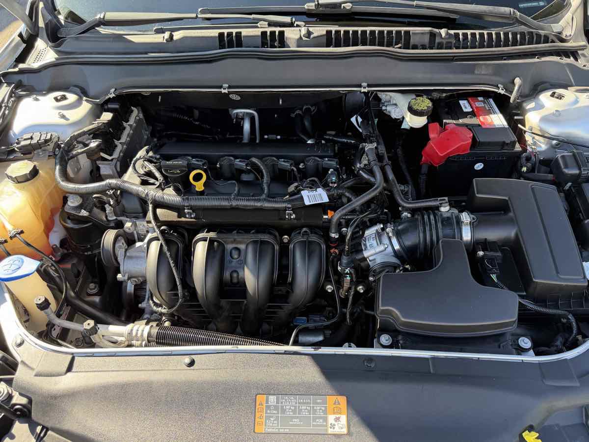 Used 2014 Ford Fusion SE image 15