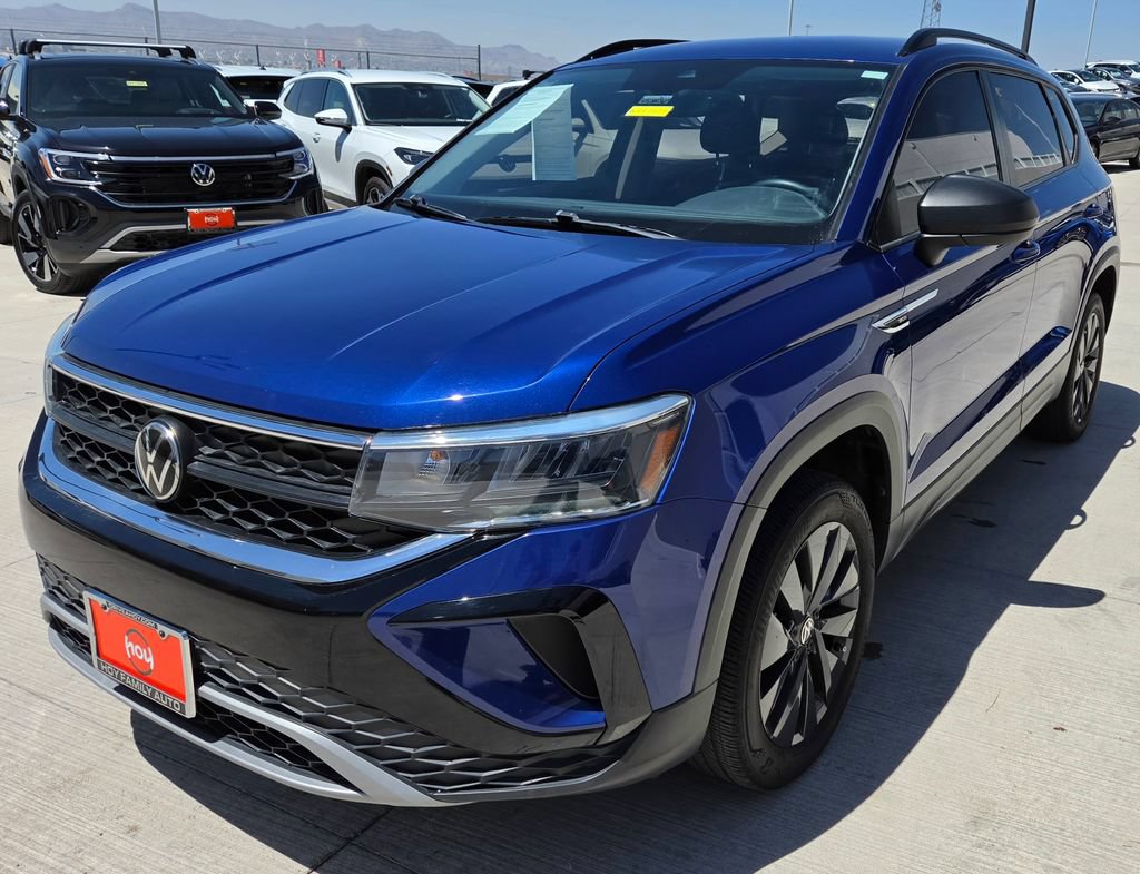 Used 2024 Volkswagen Taos S w/ MDO Package FWD image 2