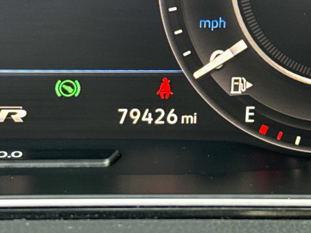 Used 2019 Volkswagen Golf R 4-Door AWD/4WD image 25