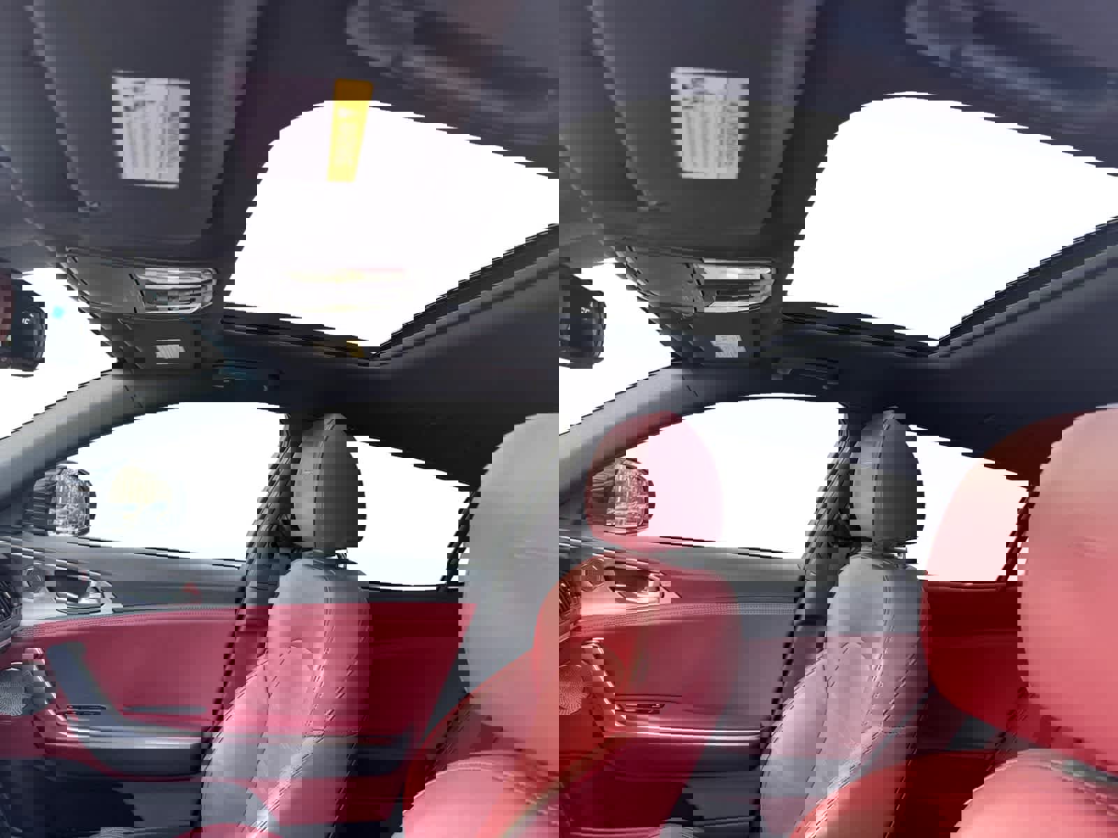 Used 2018 Kia Stinger GT2 image 3