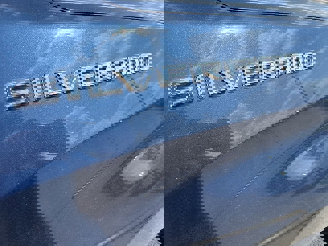 Used 2023 Chevrolet Silverado 1500 LT image 16