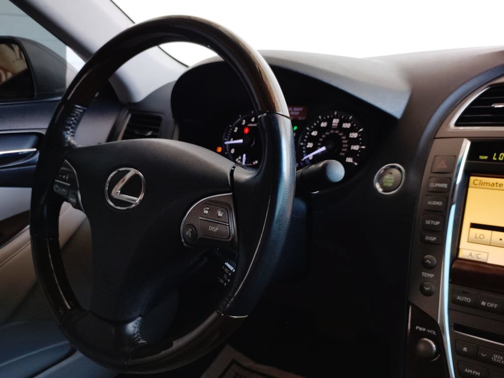 Used 2011 Lexus ES 350 w/ Preferred Accessory Package FWD image 26
