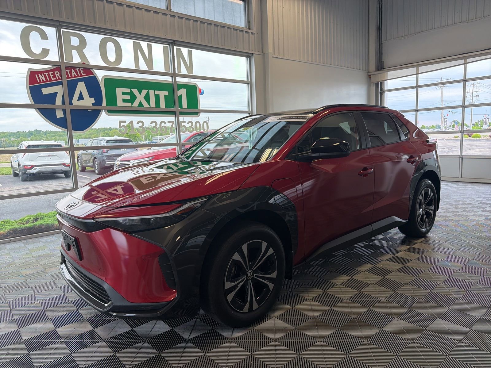 Used 2024 Toyota bZ4X FWD image 3