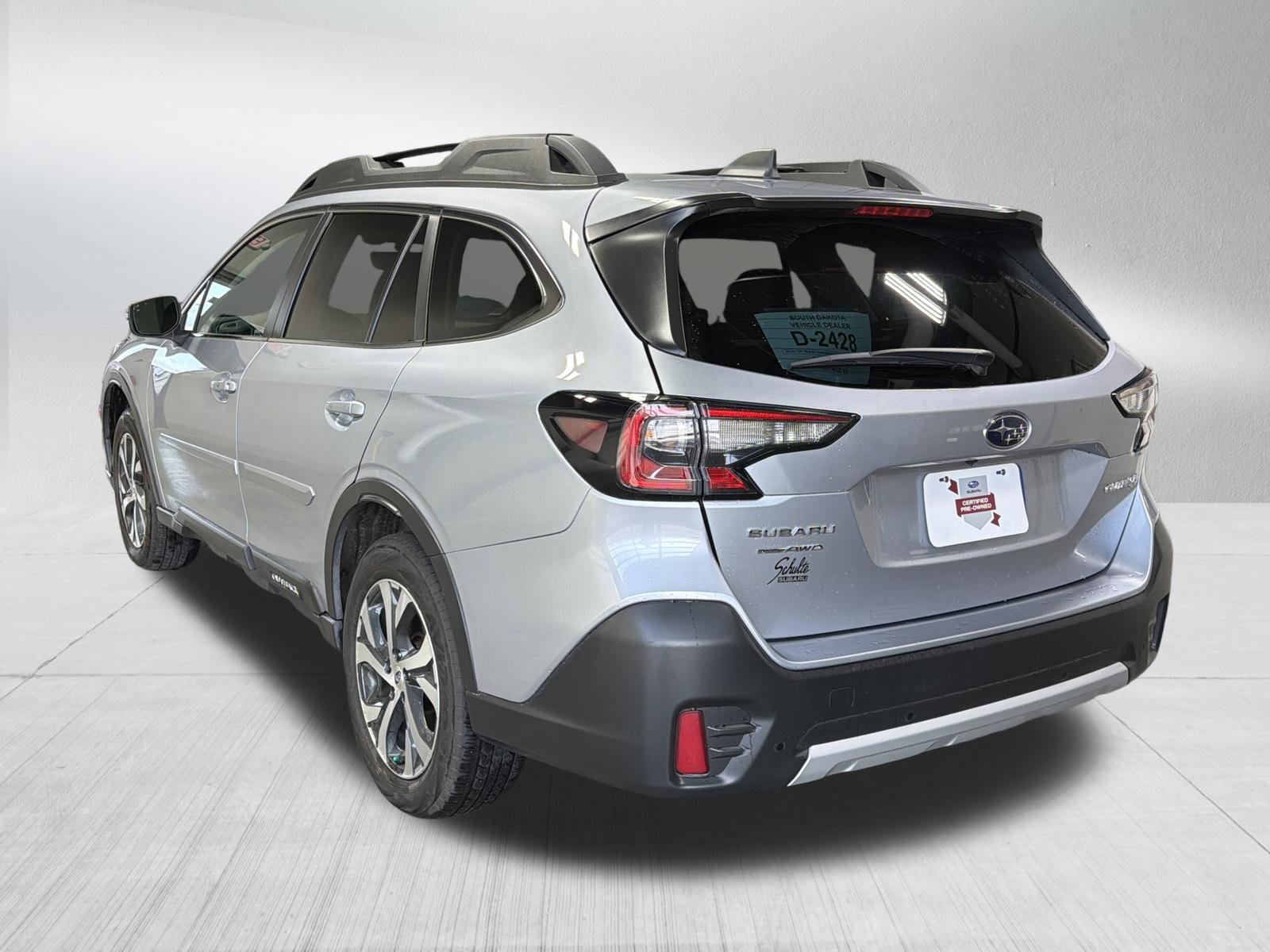 Certified 2022 Subaru Outback Limited image 5