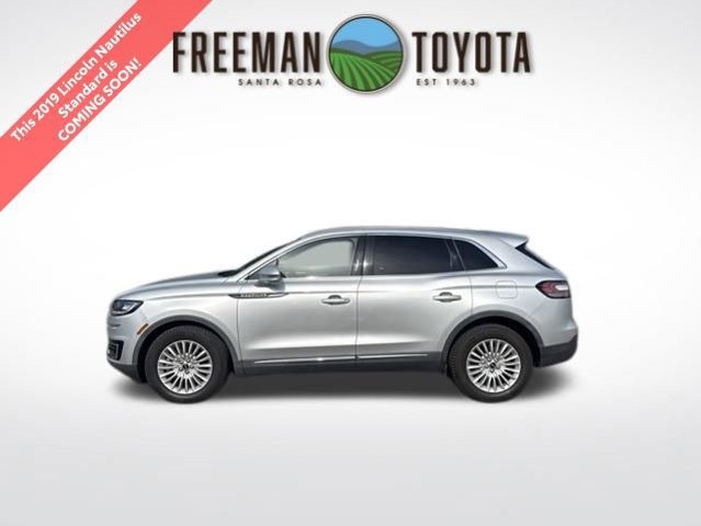 Used 2019 Lincoln Nautilus Premier AWD/4WD image 1