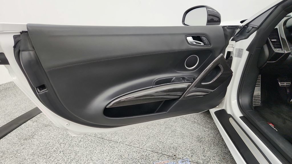 Used 2012 Audi R8 V10 AWD/4WD image 22
