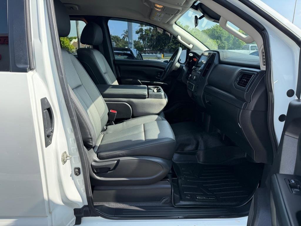 Used 2021 Nissan Titan S w/ S Utility Package image 13