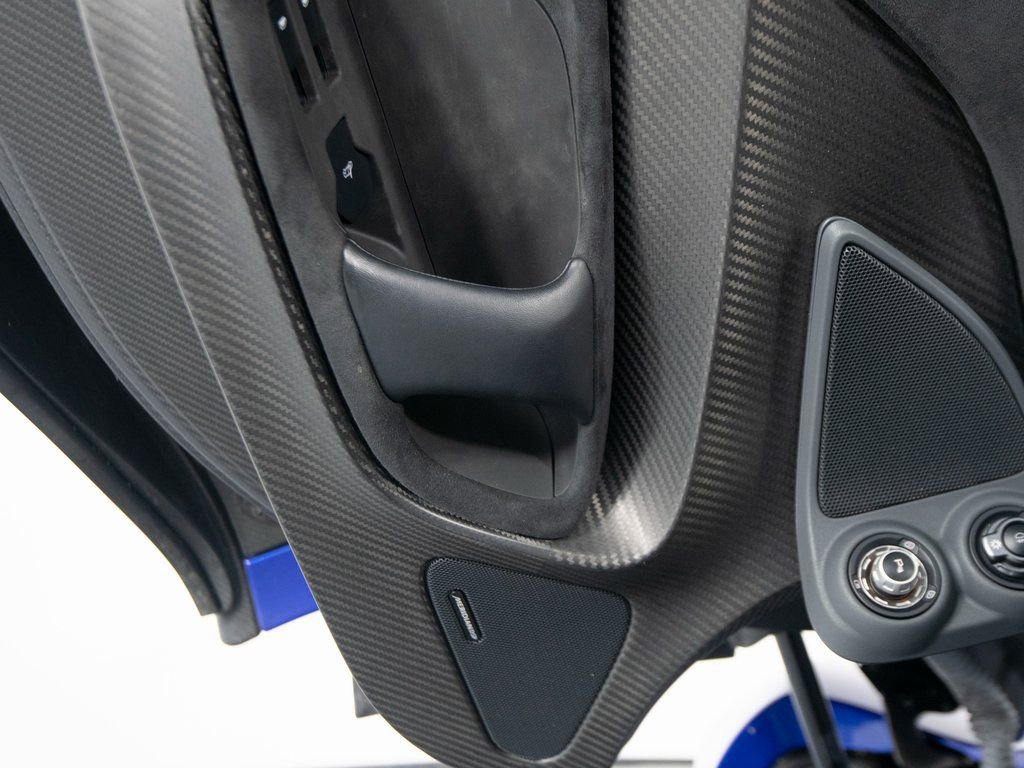 Used 2015 McLaren P1 image 20