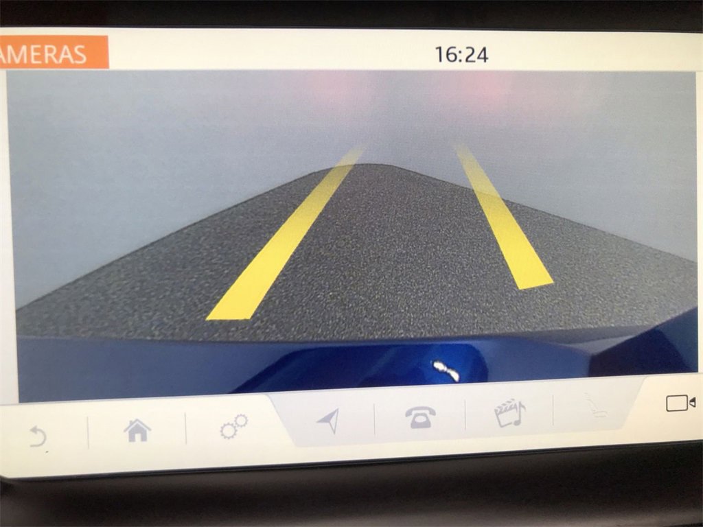 Used 2017 Land Rover Range Rover Sport SVR image 26