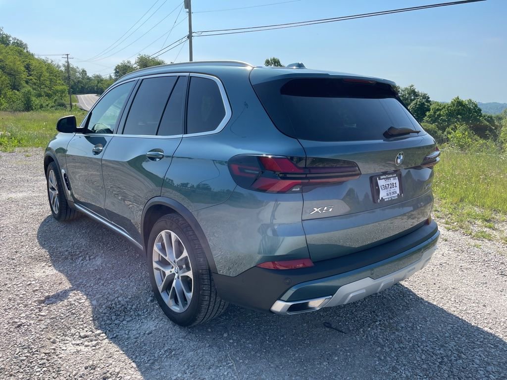 Used 2025 BMW X5 xDrive40i AWD/4WD image 8