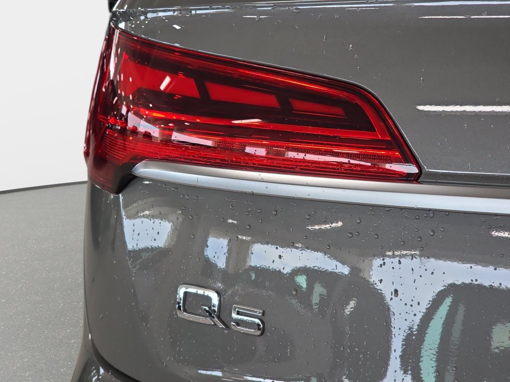 Used 2023 Audi Q5 2.0T Premium AWD/4WD image 23