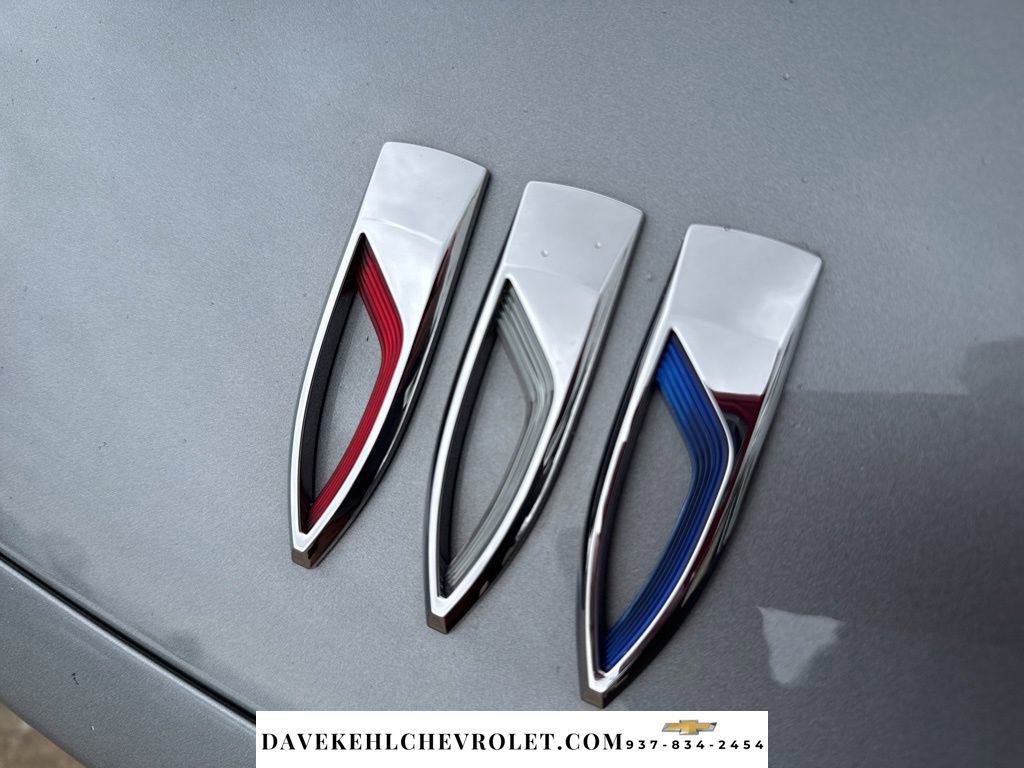 Used 2025 Buick Enclave Preferred w/ Power Package image 38