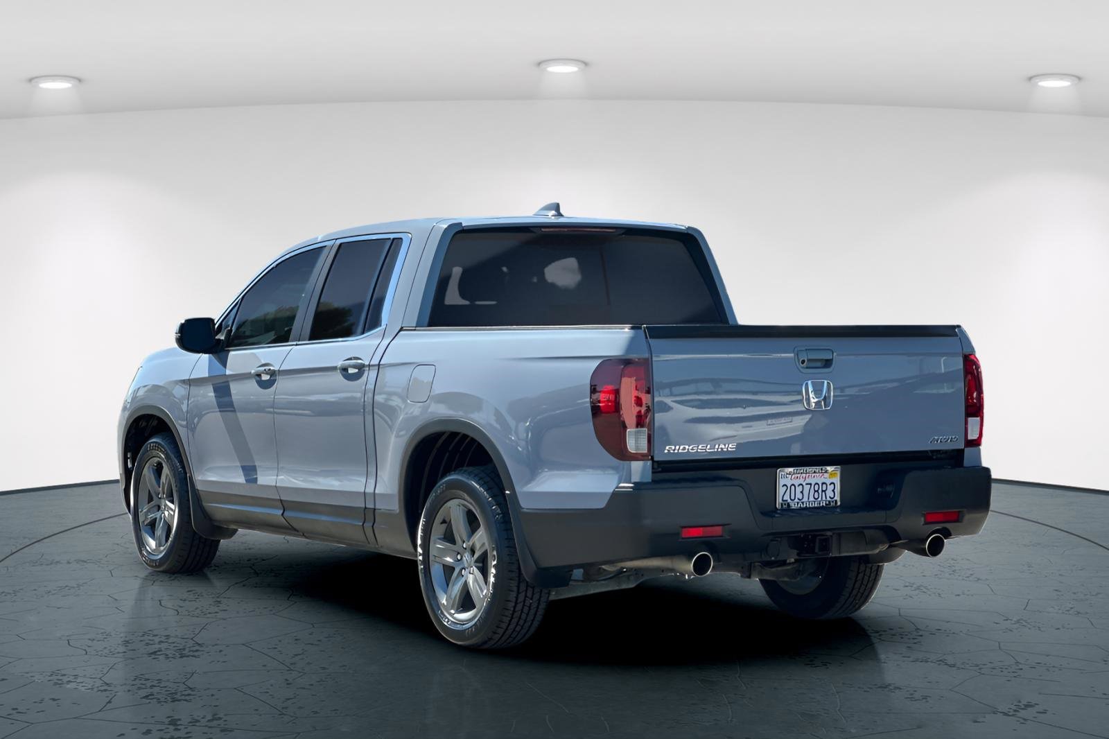 Certified 2023 Honda Ridgeline RTL image 4