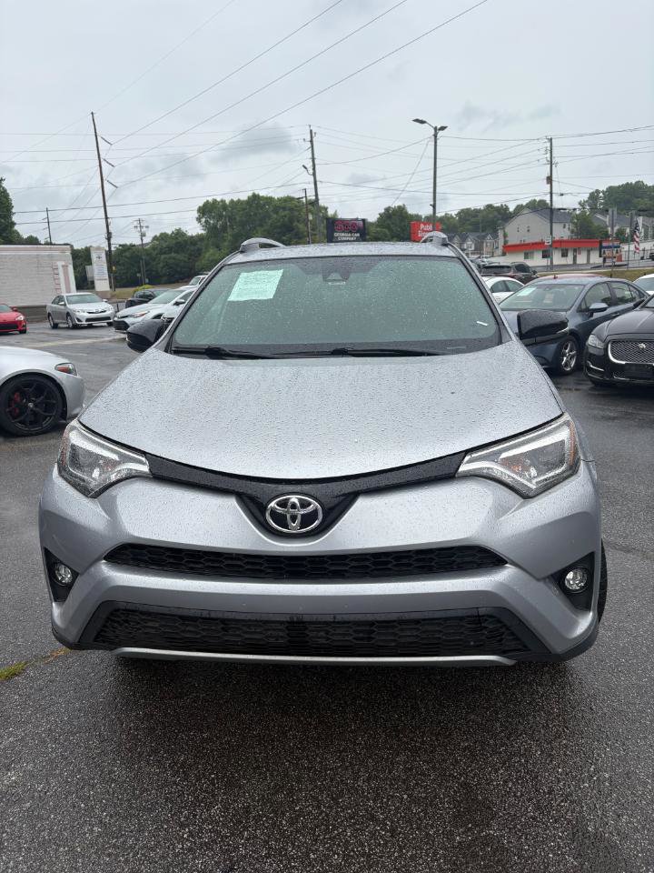 Used 2017 Toyota RAV4 SE FWD image 2