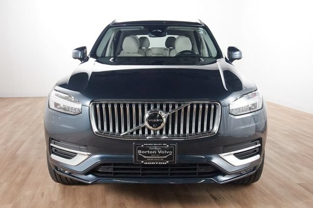 Certified 2023 Volvo XC90 B6 Plus AWD/4WD image 2