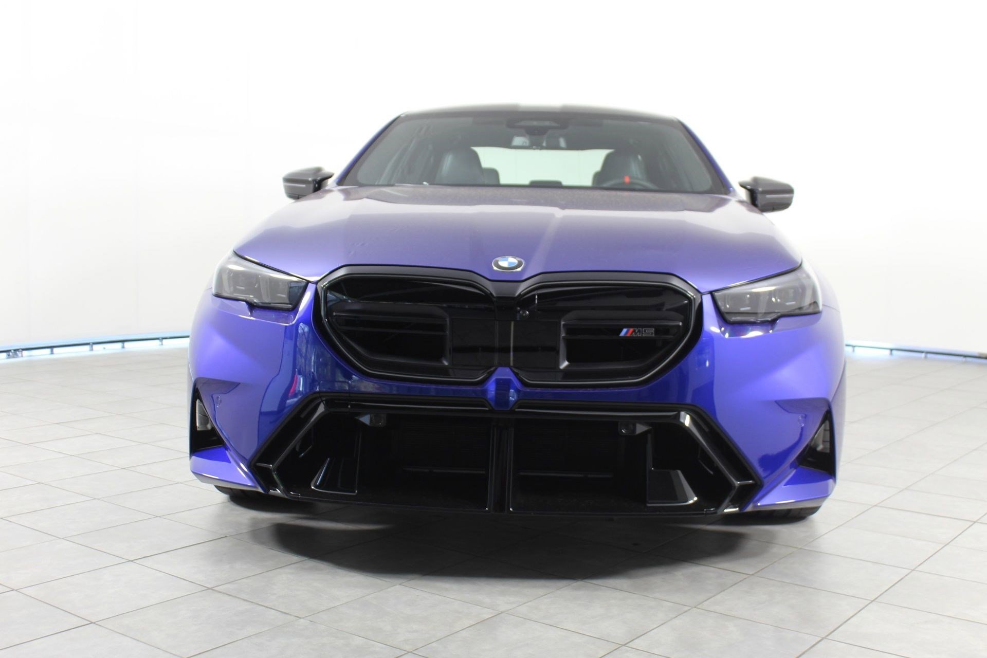 New 2026 BMW M5 w/ Carbon Package image 6