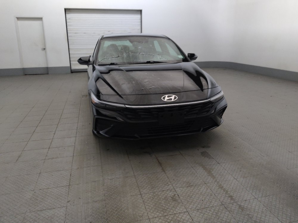 Used 2024 Hyundai Elantra SEL FWD image 14