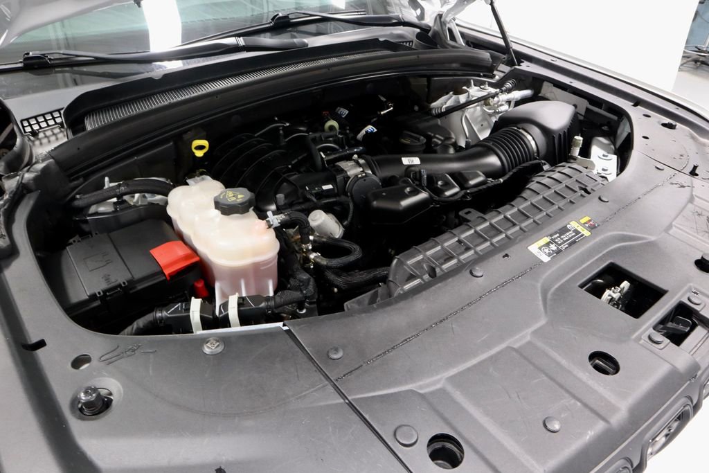 Used 2023 Jeep Grand Cherokee L Laredo AWD/4WD image 16